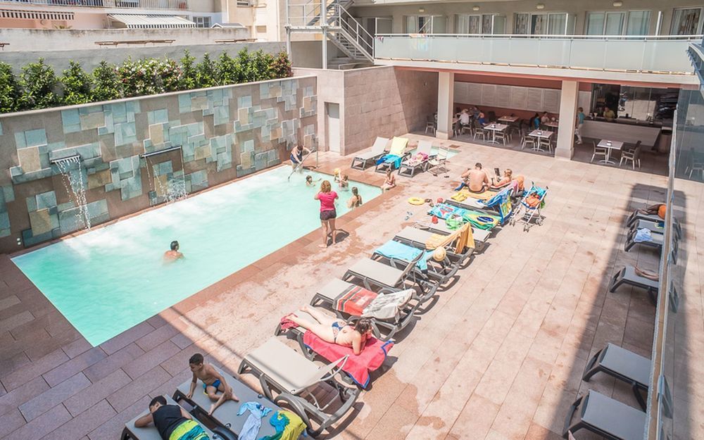 Hotel 4R Miramar Calafell Esterno foto