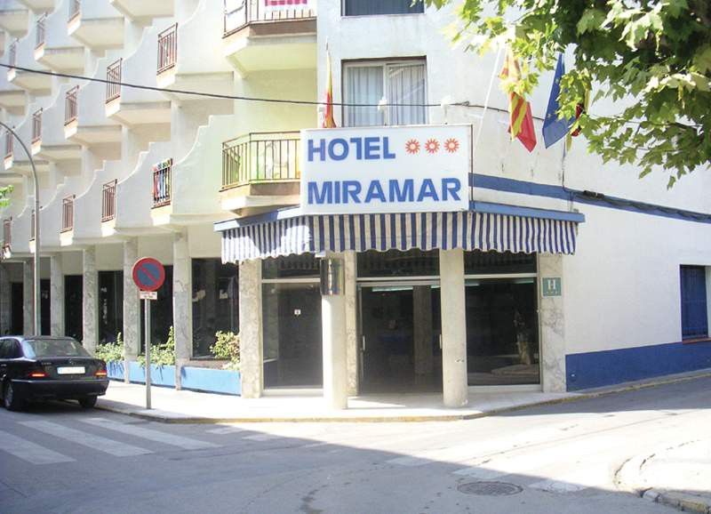 Hotel 4R Miramar Calafell Esterno foto