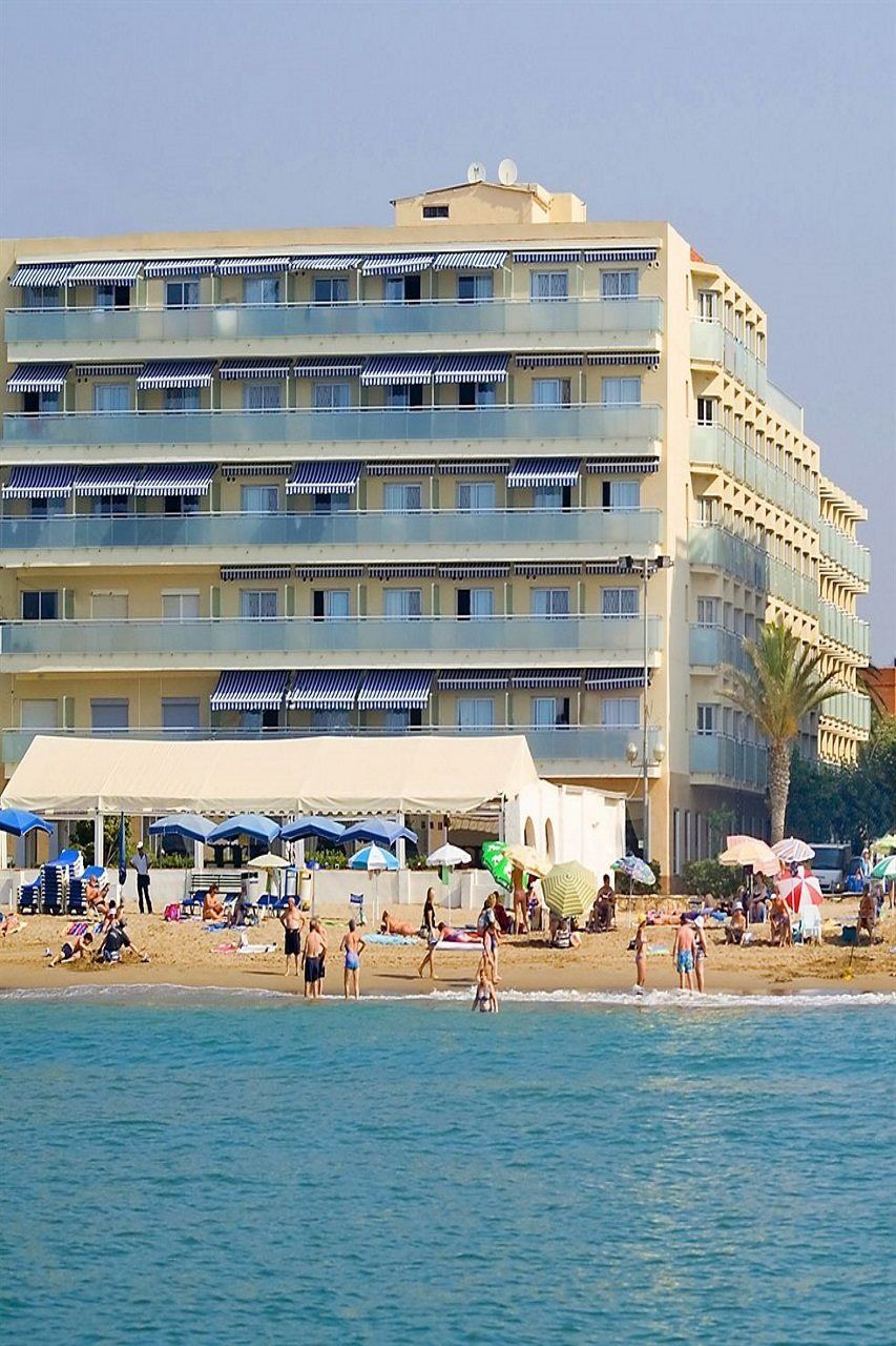 Hotel 4R Miramar Calafell Esterno foto
